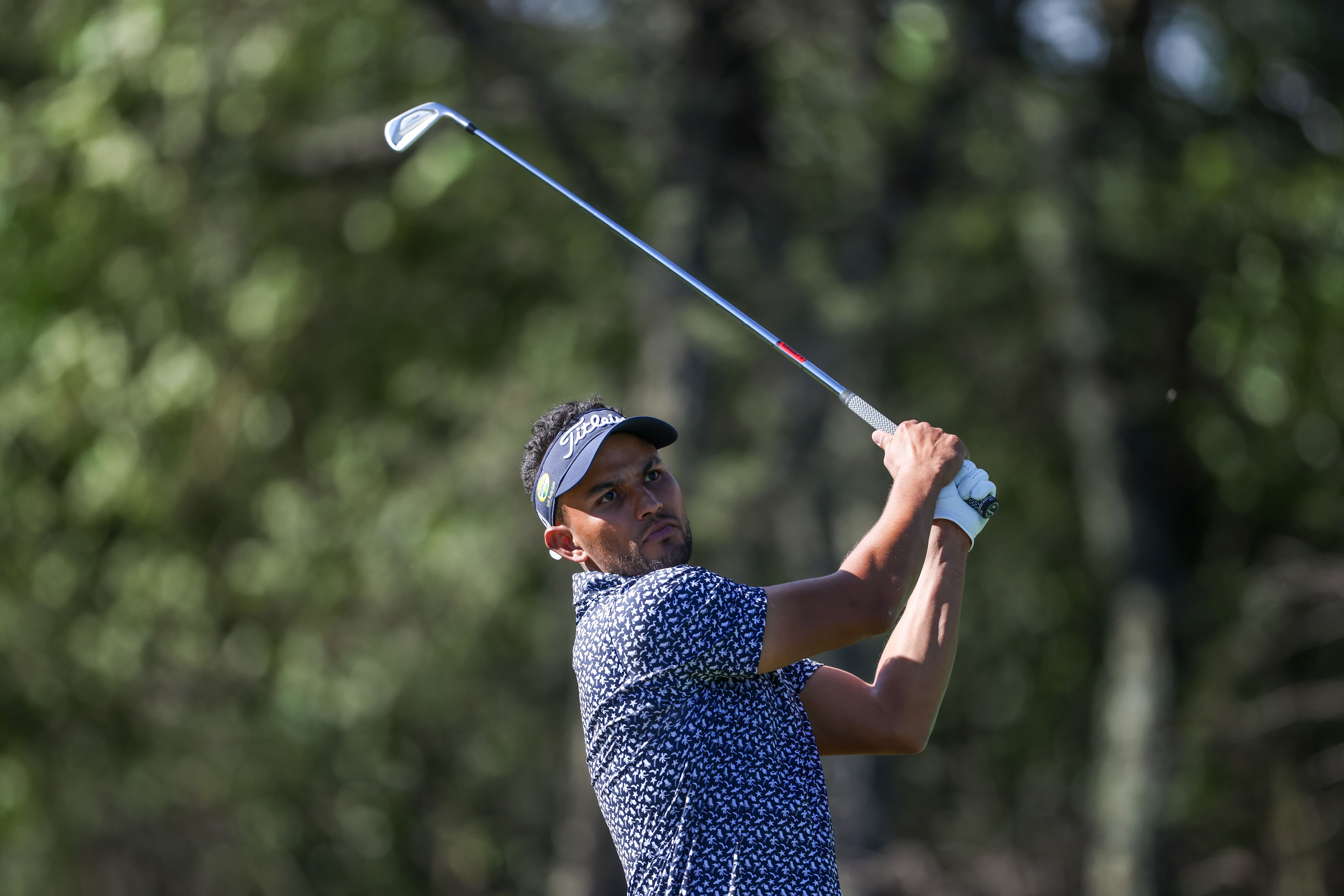 Greg Snow Maintains Lead at SunDev Betika Masters at Limuru